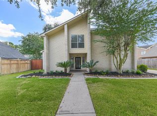 3911 Cherry Forest Dr, Houston, TX 77088