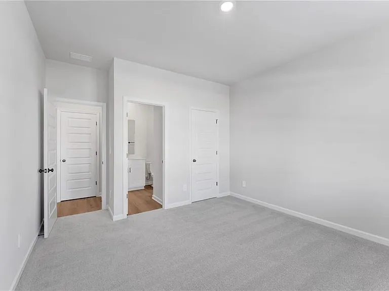 2929 Sweet Red Cir — Photo 13