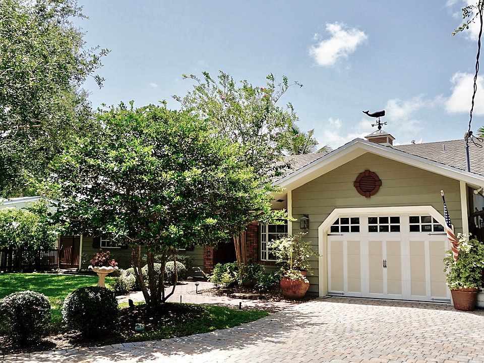1st image of 8965 SW 157th St
