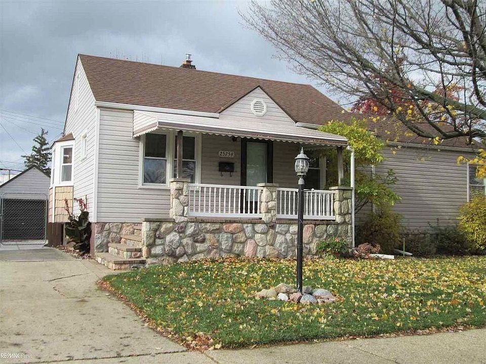 1st image of 25759 Leach St