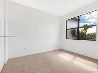 20901 NW 1st Dr #1, Hollywood, FL 33029