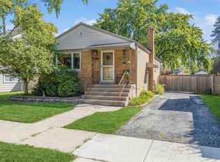 4005 Grove Ave, Brookfield, IL 60513