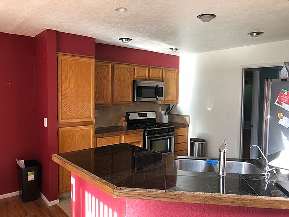 4th image of 1241 N Rockdale Dr