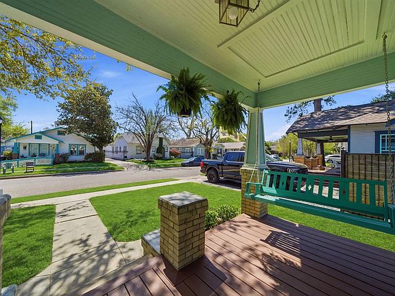 2nd image of 1111 Winston St