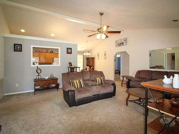 4th image of 2305 Private Road 1671