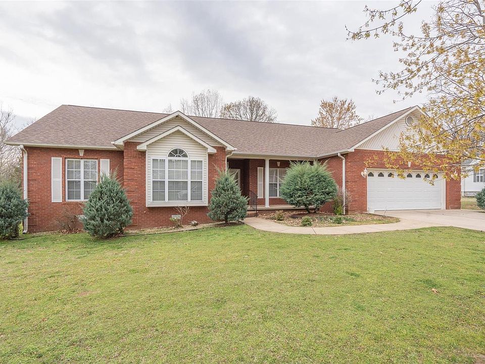 1st image of 1702 Whispering Oaks Pl