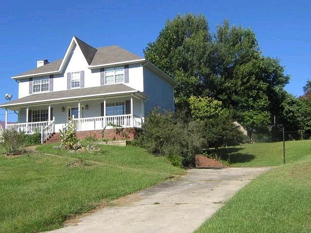 2nd image of 9021 Mosley Manor Cir