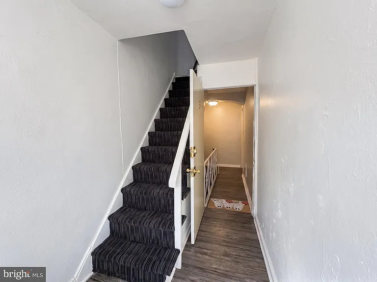 2603 E Somerset St #3F — Photo 2