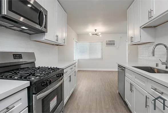 5036 Coliseum St #5 — Photo 4