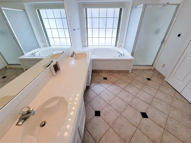 17403 Canyon Knoll Dr — Photo 27