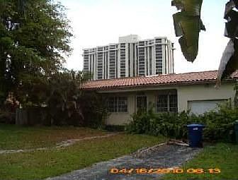 1st image of 1550 NE 108th St