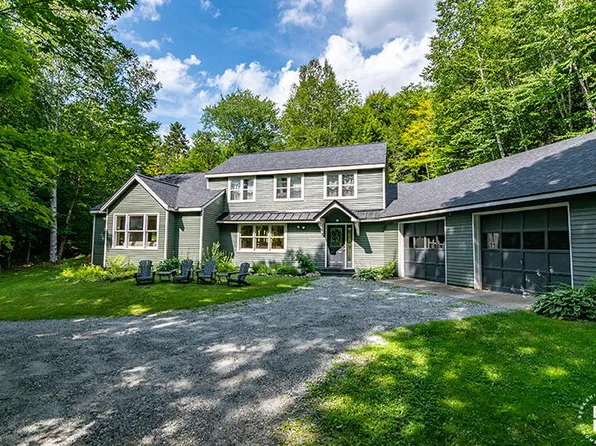 23 Brunswick Rd, Saranac Lake, NY 12983