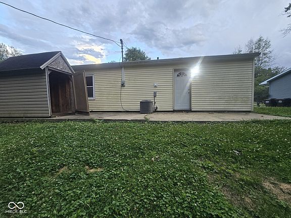 4th image of 1112 Magnolia Dr