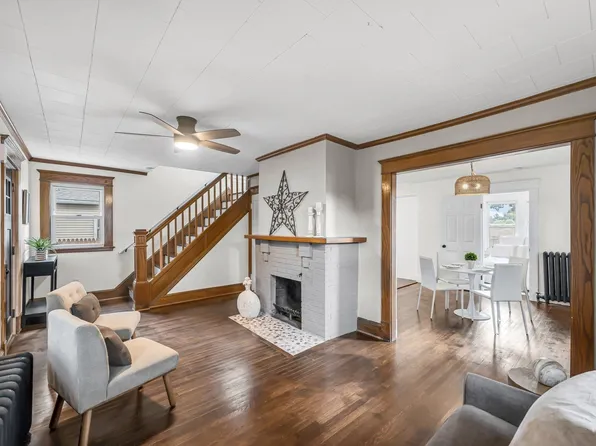 19 Eldert St, Springfield, MA 01109
