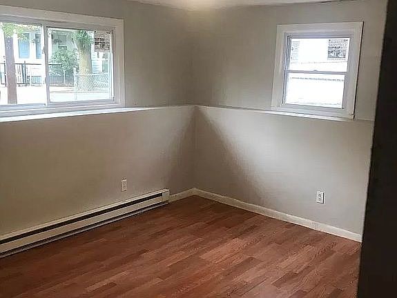 5th image of 228-230 Roosevelt St
