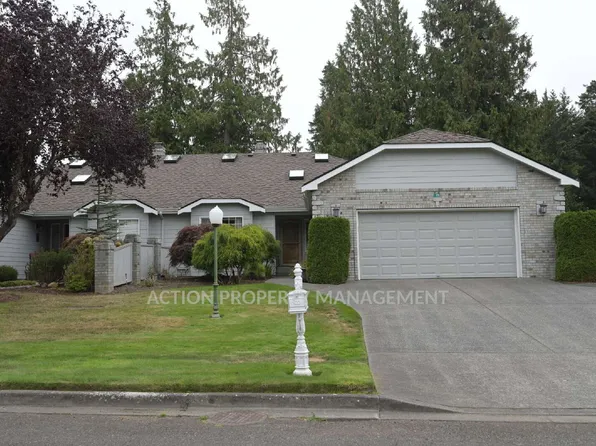191 Foursome Dr, Sequim, WA 98382