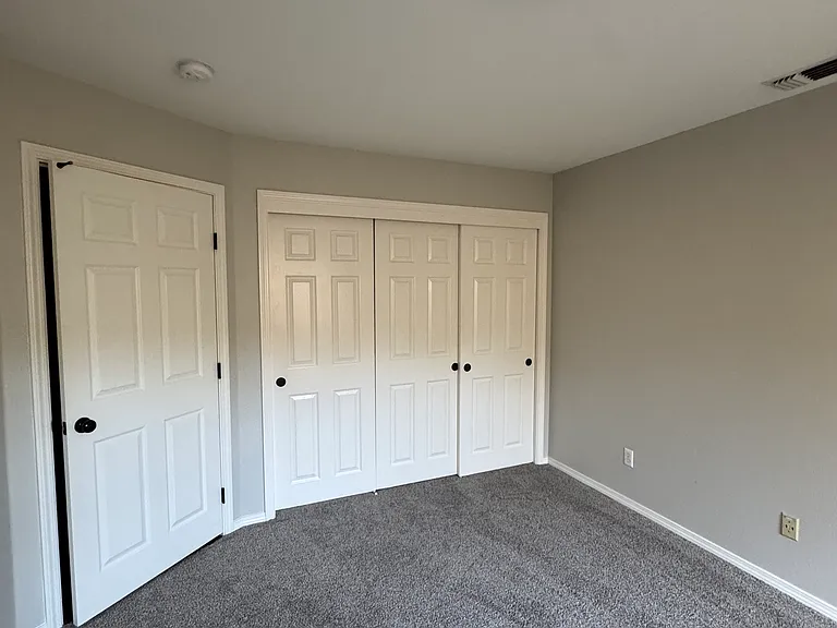 2043 Venus Dr #2 — Photo 2