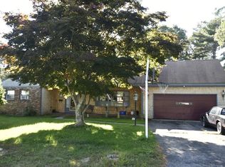 5 Crows Nest Dr, Bourne, MA 02532