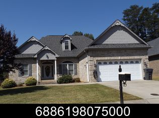 655 Dobson Ct, Kernersville, NC 27284