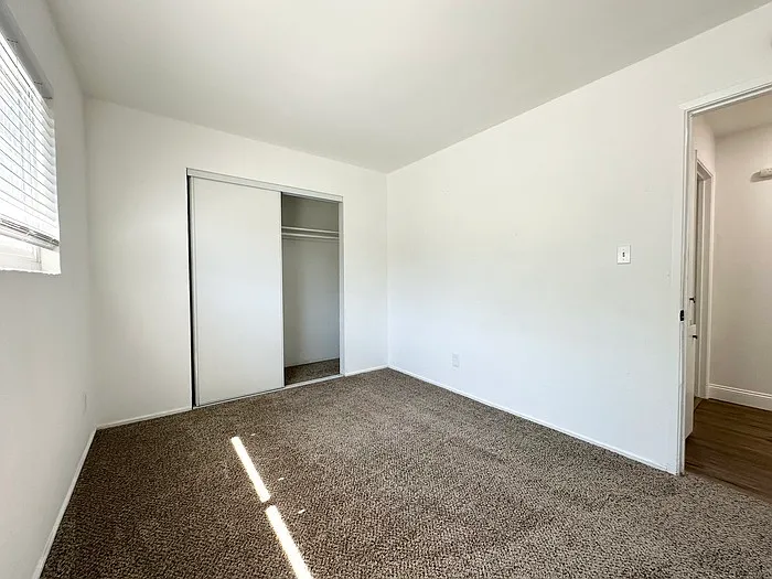 1320 Sheridan Ave — Photo 18