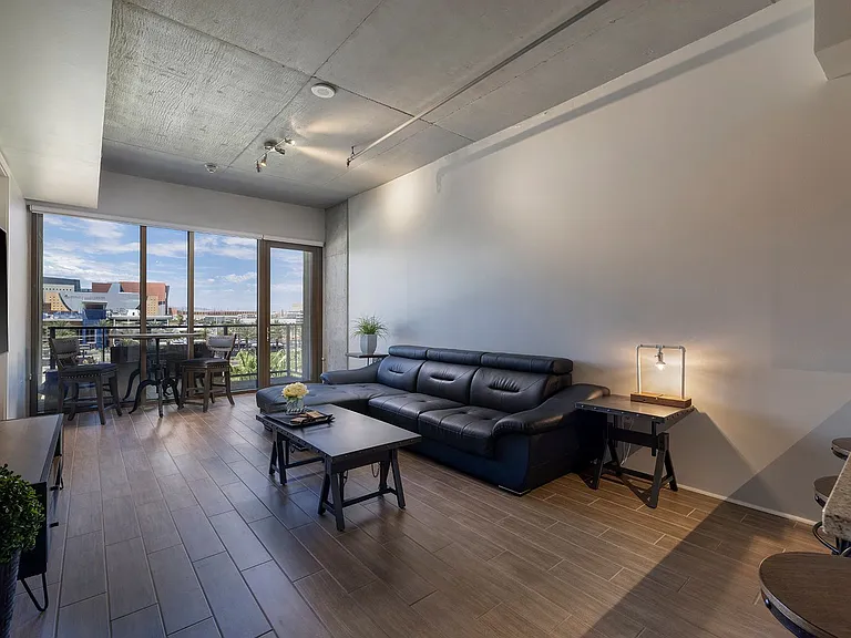 353 E Bonneville Ave #525 — Photo 7