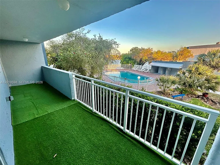 9375 Fontainebleau Blvd #L217 — Photo 10