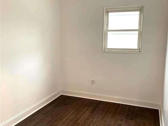 3rd image of 64-00 Metropolitan Ave #2R