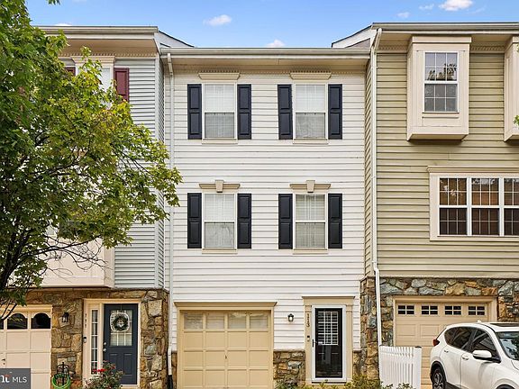 2nd image of 113 Meadows Ln