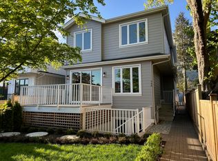 344 E 17th St, North Vancouver, BC