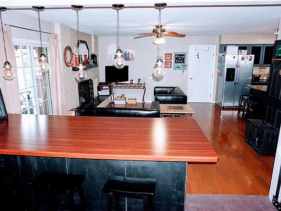 4th image of 5673 Shadow Oaks Pl
