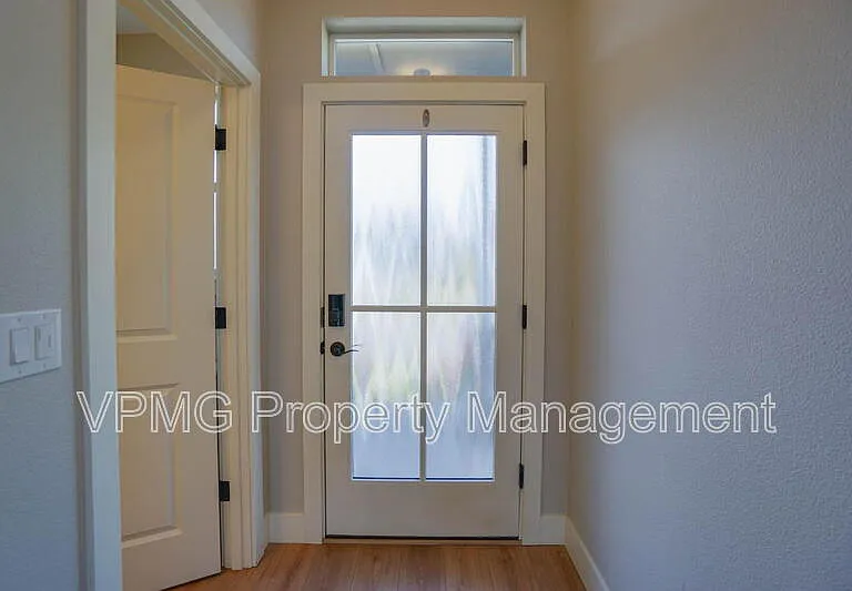 12501 NE 102nd Way — Photo 4