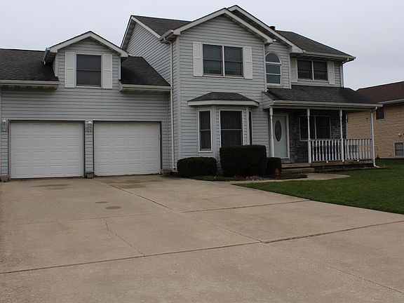 3rd image of 6843 Mercedes Ave