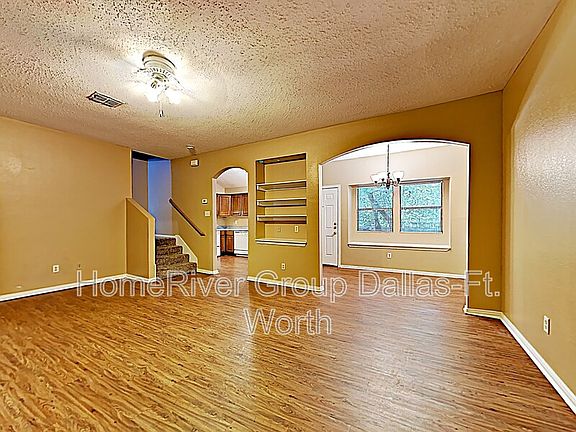 4th image of 220 Creek Cove Dr
