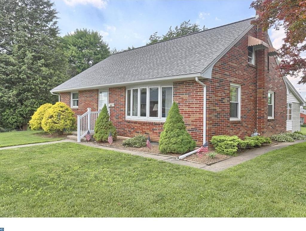 317 E Locust St, Fleetwood, PA 19522 Zillow
