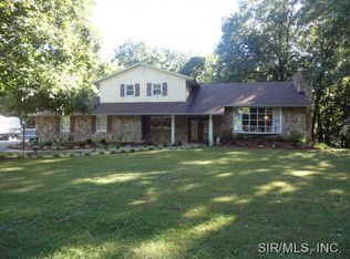 28733 Palomino Dr, Jerseyville, IL 62052