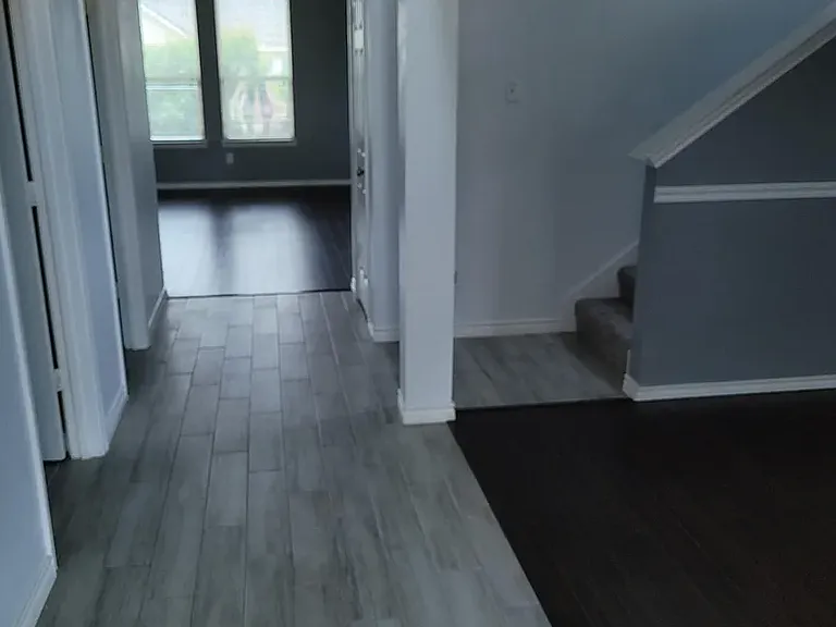 4500 Hickory Meadows Ln — Photo 3