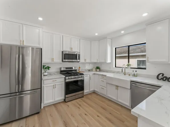 300 Klamath St, Brisbane, CA 94005