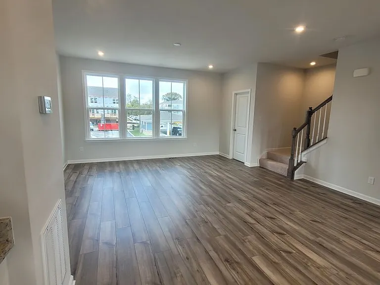 220 Bulkhead Pl — Photo 8