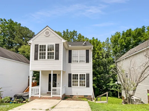 4425 Woodlawn Dr, Raleigh, NC 27616