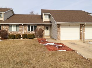 323 Vista Ct Unit B, Minooka, IL 60447