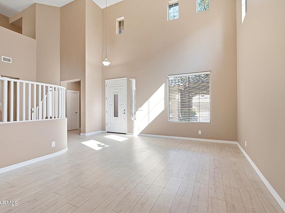 4th image of 3097 E RAVEN Court