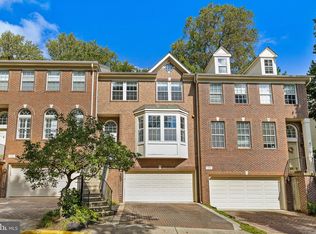 1310 S Washington St, Falls Church, VA 22046