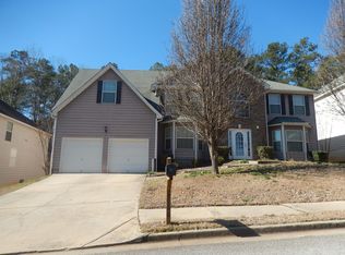 7166 Cavender Dr SW, Atlanta, GA 30331