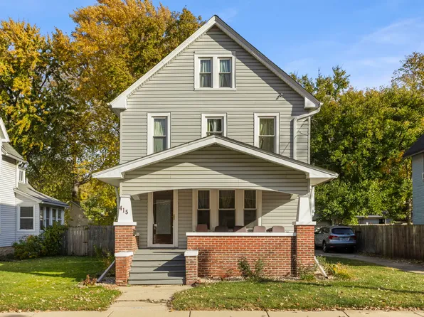 415 Blackhawk St, Aurora, IL 60506