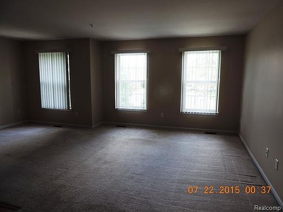 4th image of 13081 Turnberry Ct
