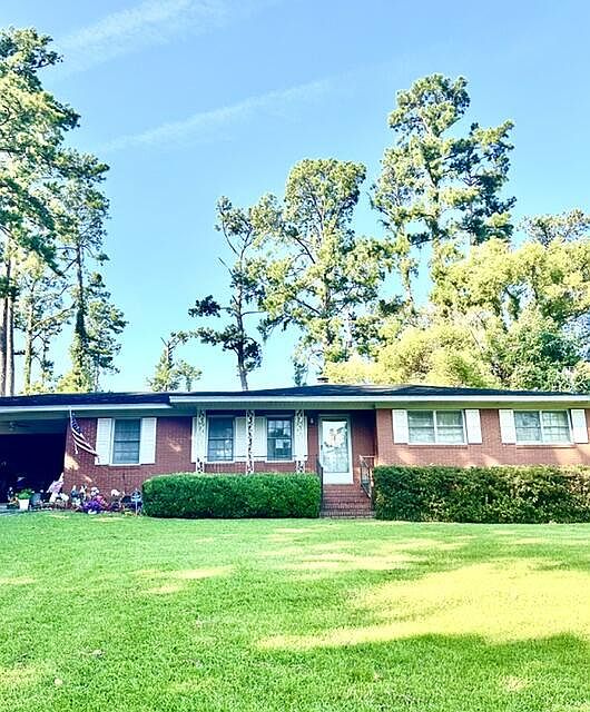 1st image of 502 Roberts St