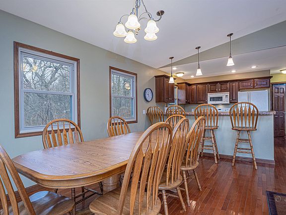 5th image of 3 Russett Ln