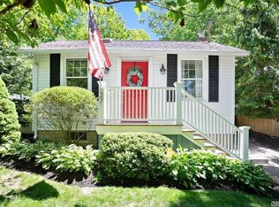 37 Mitchell Dr, Sound Beach, NY 11789