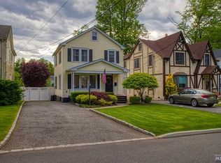 19 Jewett Ave, Tenafly, NJ 07670