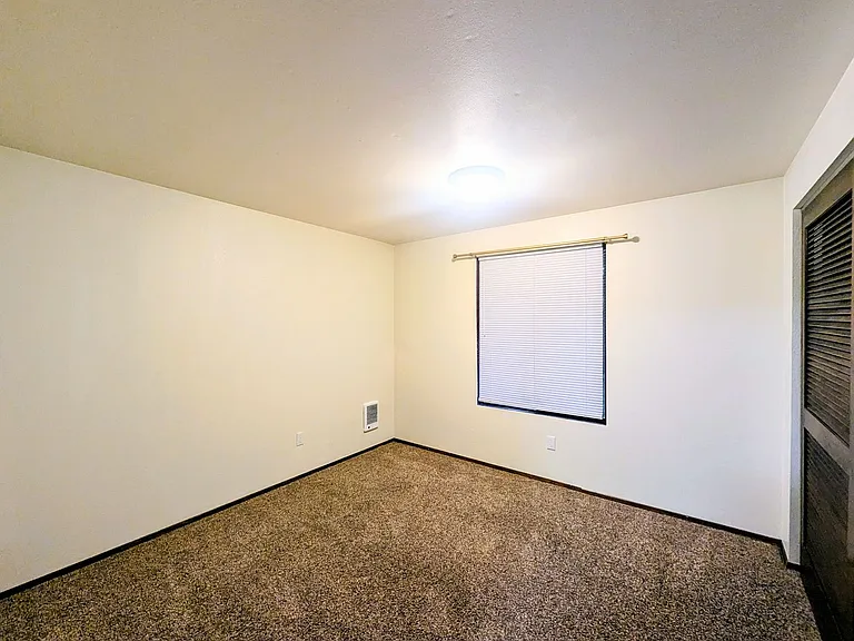 233 Dorn Ave #1 — Photo 8